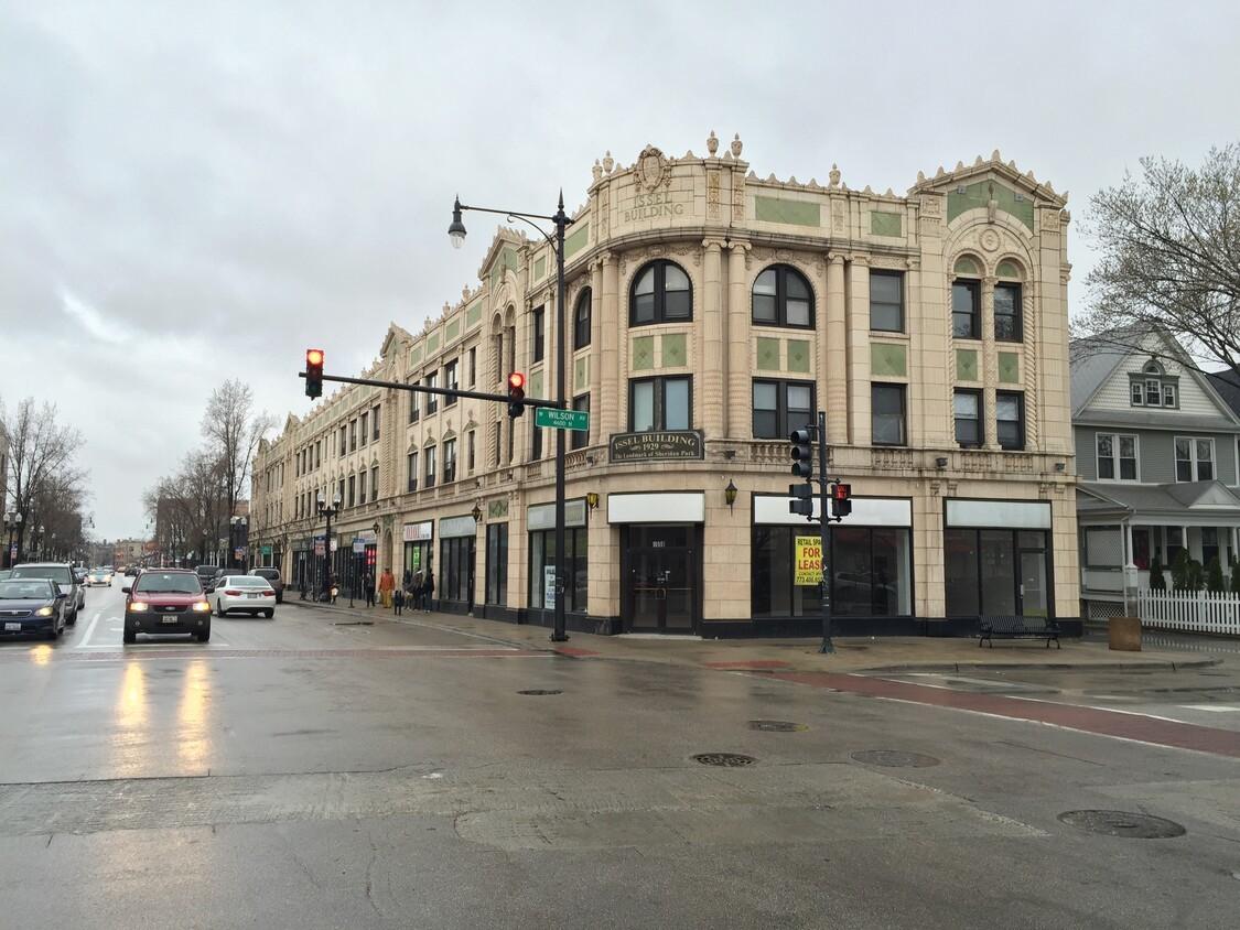 4558 Clark, 11923303, Chicago, Retail/Stores,  for leased, Robinson Real Estate